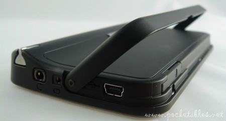Nokia_n800_stand2