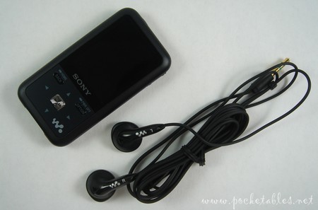 Sony_s610_earphones