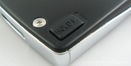 Sony_a810_hold