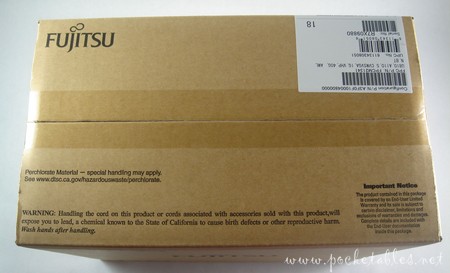 Fujitsu_u810_unbox2