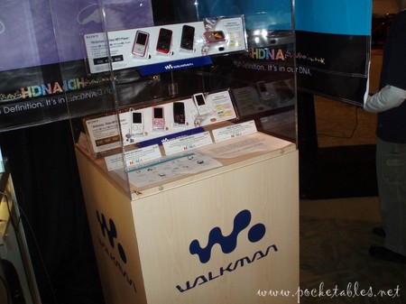 Sony_expo_08_walkman