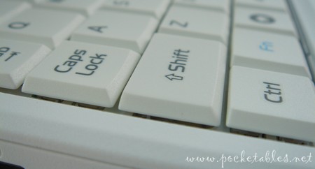 Pink_eee_2g_keyboard1