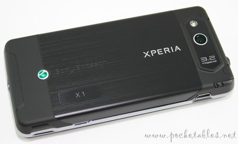 Xperia_x1_unbox_back