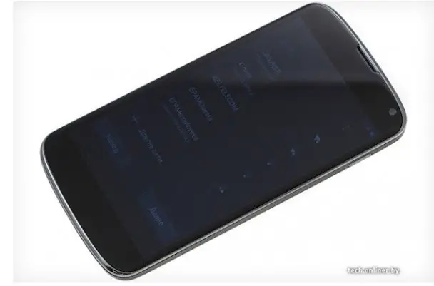 lg nexus 4 bares all in photo reveal 0 - for some reason we don't have an alt tag here