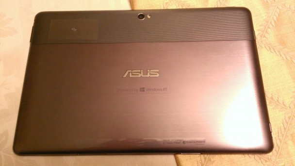 ASUS VivoTab RT Back - for some reason we don't have an alt tag here