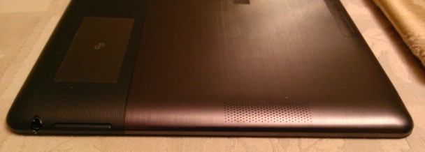 ASUS VivoTab RT Right - for some reason we don't have an alt tag here