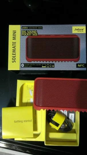 Jabra Solemate Mini box contents