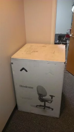 Steecase Gesture chair box