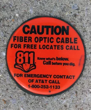 Fiber Optic cable warning
