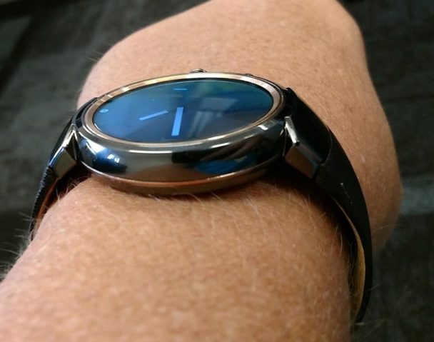 zenwatch3 01 - for some reason we don't have an alt tag here