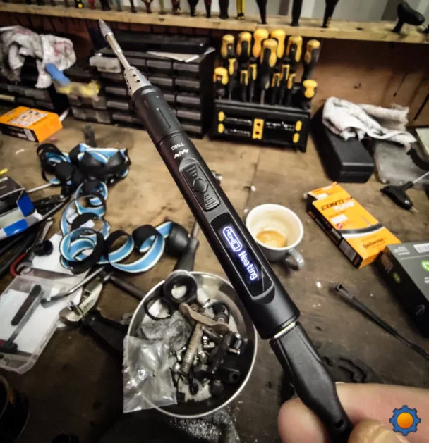 TS80 portable soldering iron 3 - for some reason we don't have an alt tag here