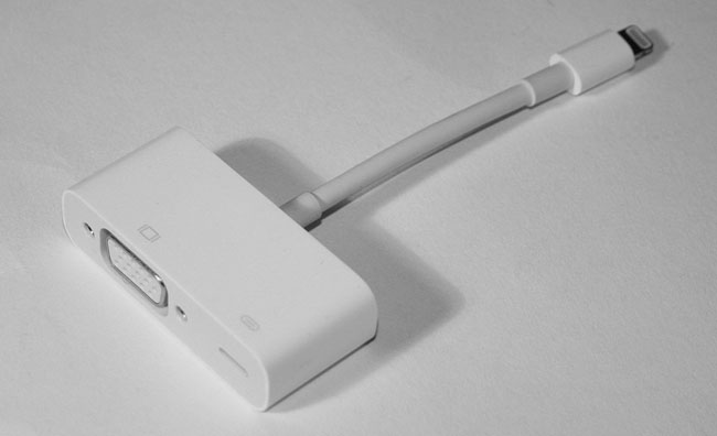 Accessory review: Apple Lightning to VGA adapter - Pocketables