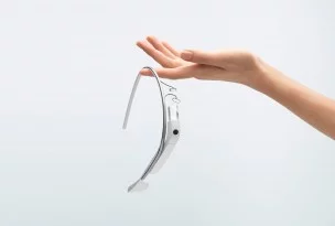 The Google glass 3 - for some reason we don't have an alt tag here