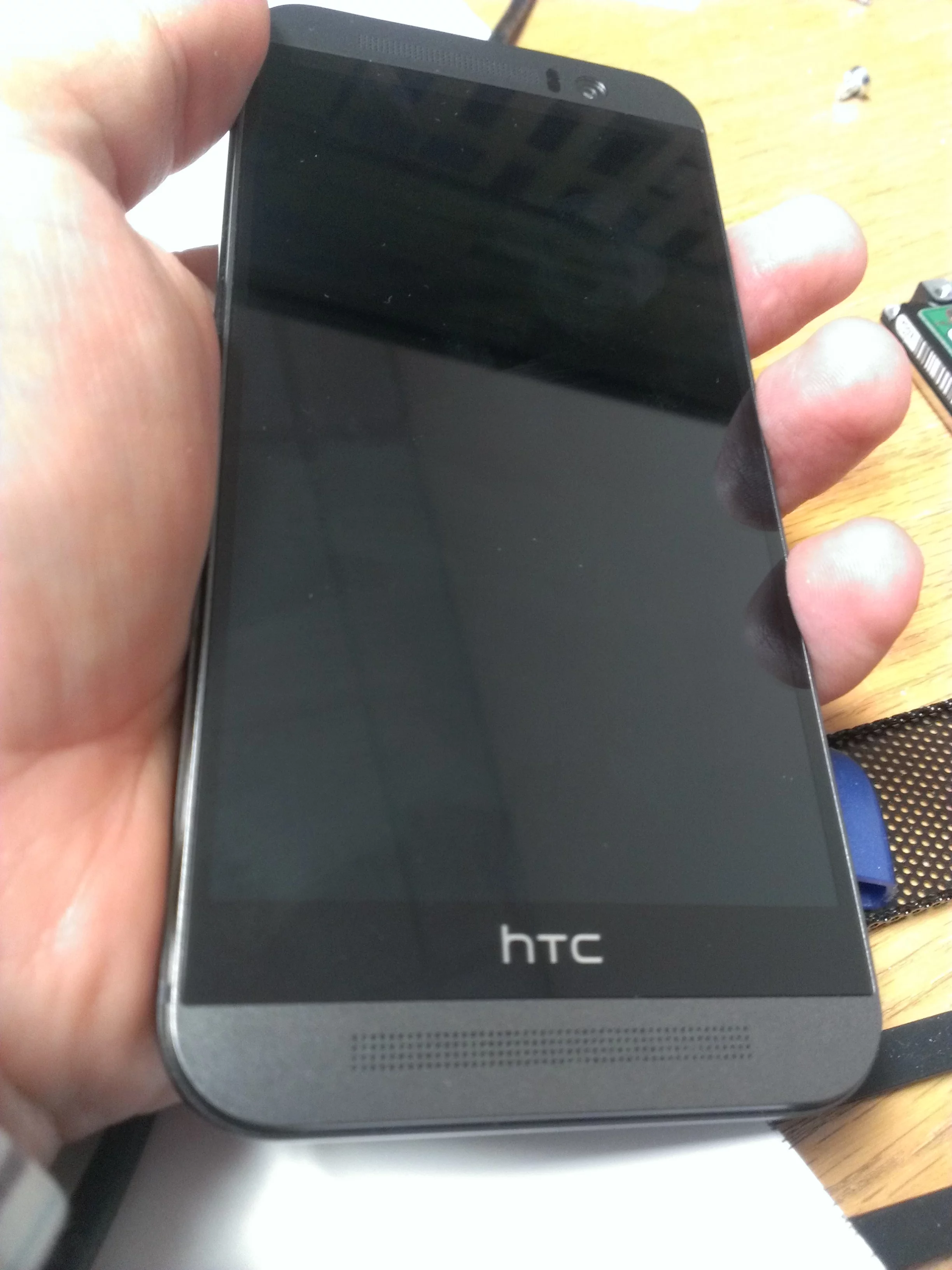 HTC One M9 fits perfect