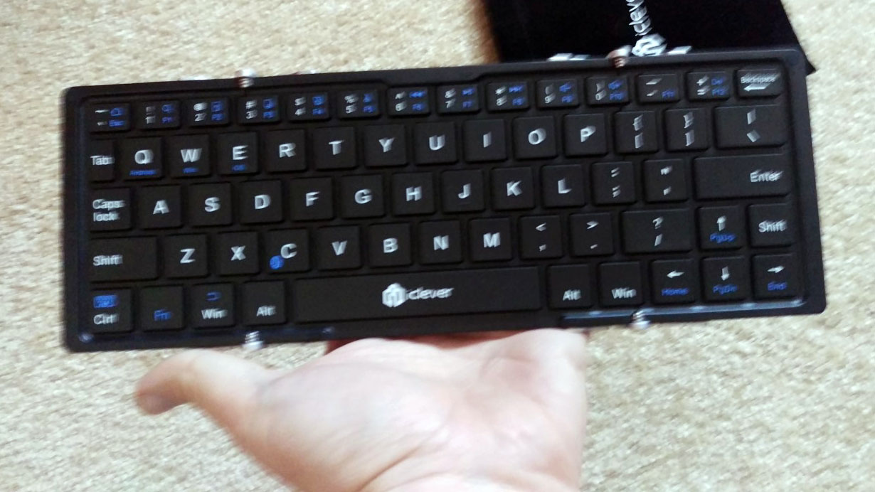 iClever portable foldable Bluetooth keyboard