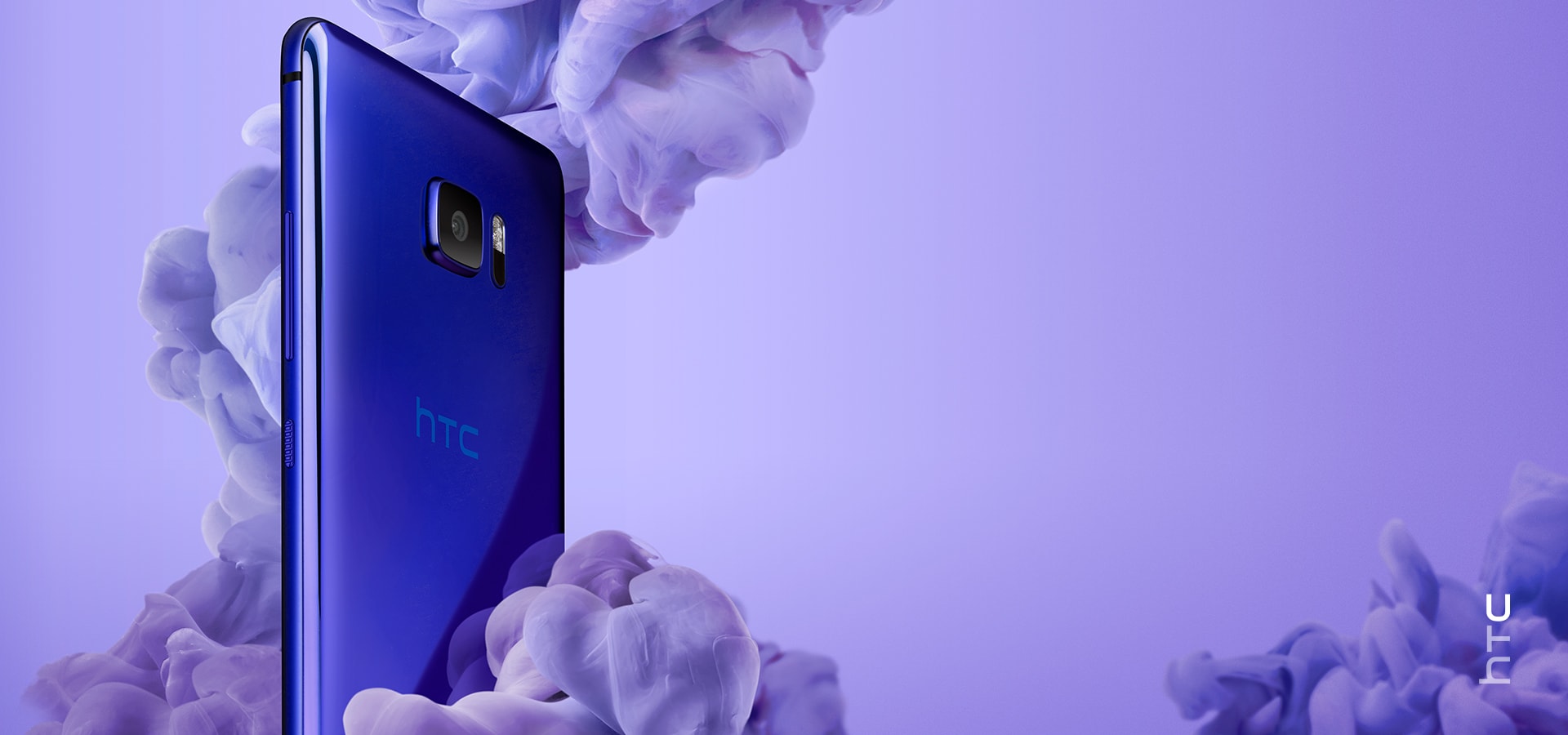 htc u ultra PDP Hero - for some reason we don't have an alt tag here