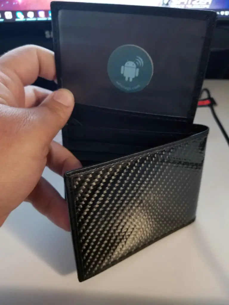 Kinzd RFID blocking carbon fiber wallet