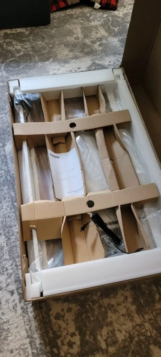 Flexispot Comhar All-in-One Standing Desk what's in the box