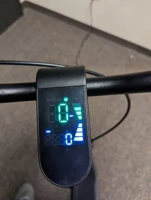 Atomi E20 electric scooter HUD